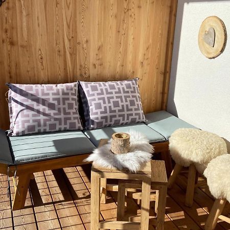 Apartment With Ski Bus On The Doorstep 마우어테른도르프 외부 사진